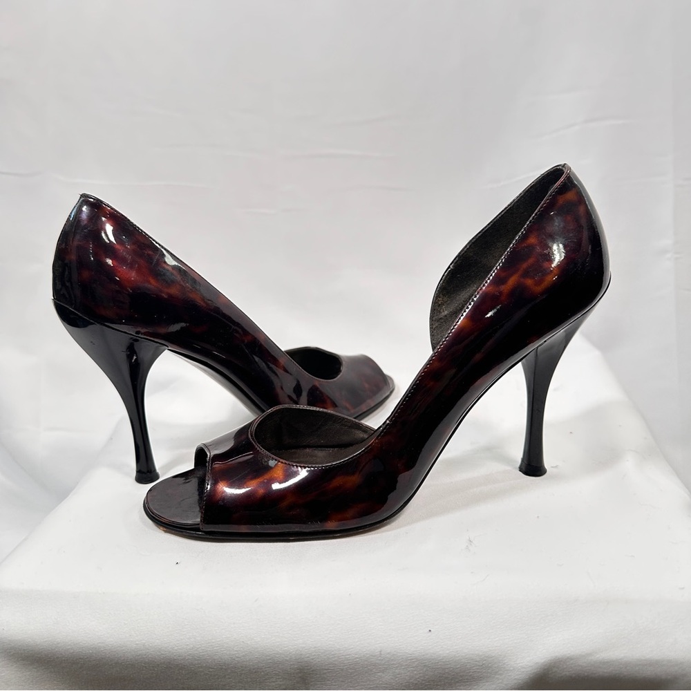 Stuart Weitzman Tortoise Shell Peep Toe Heels - Picture 8 of 12